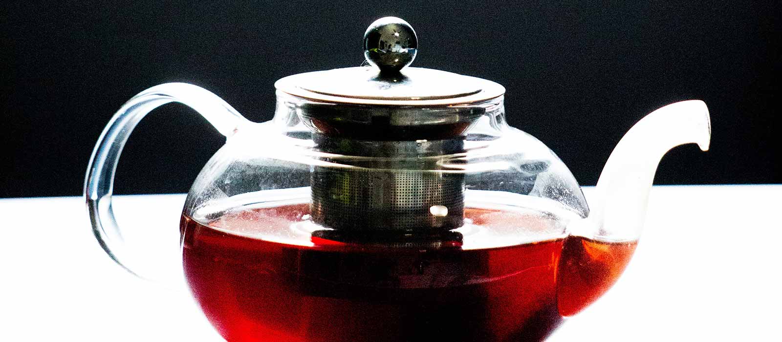 7 Best Teapots with Infusers for Perfect Tea (2023 Reviews)