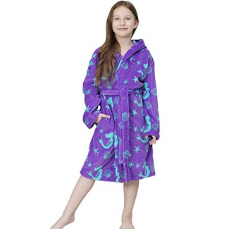 Arctic Paw Hooded Bath Cover Up